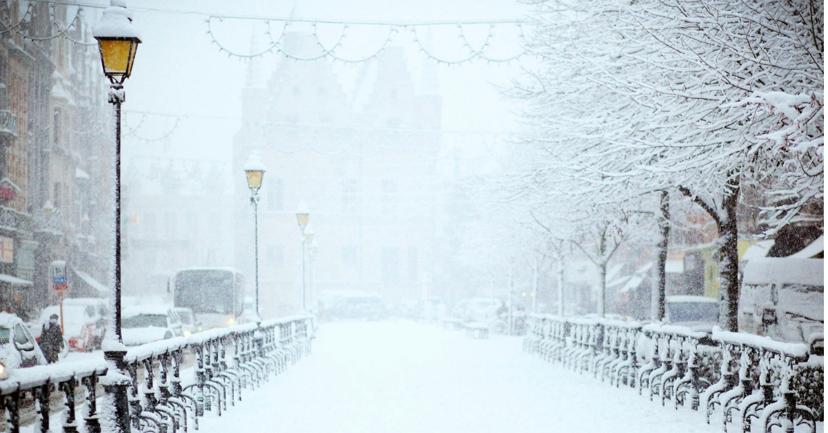 Applying Fibreglass in Winter, Winter Street